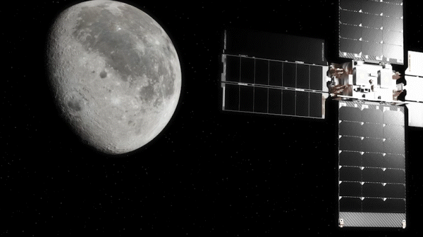 animated gif of lunar flashlight cruising towards the moon