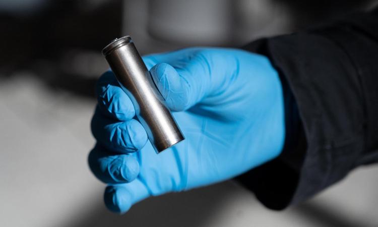 A new Georgia Tech manufacturing process could enable battery makers to produce lighter, safer, and more energy-dense batteries. (Photo credit: Allison Carter, Georgia Tech)