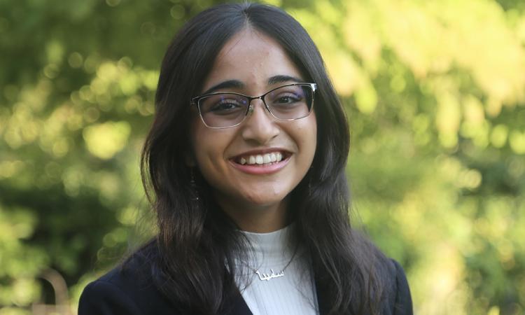 Samina Patel headshot