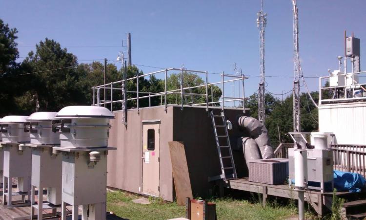 Aerosol chemical measurements and sample collections were conducted at this SEARCH network site at Jefferson Street in Atlanta, Georgia.