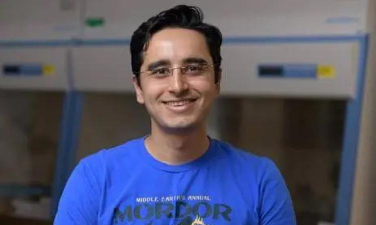 Saad Bhamla in his lab.