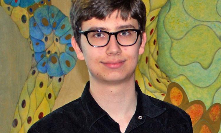 Daniel Gurevich headshot