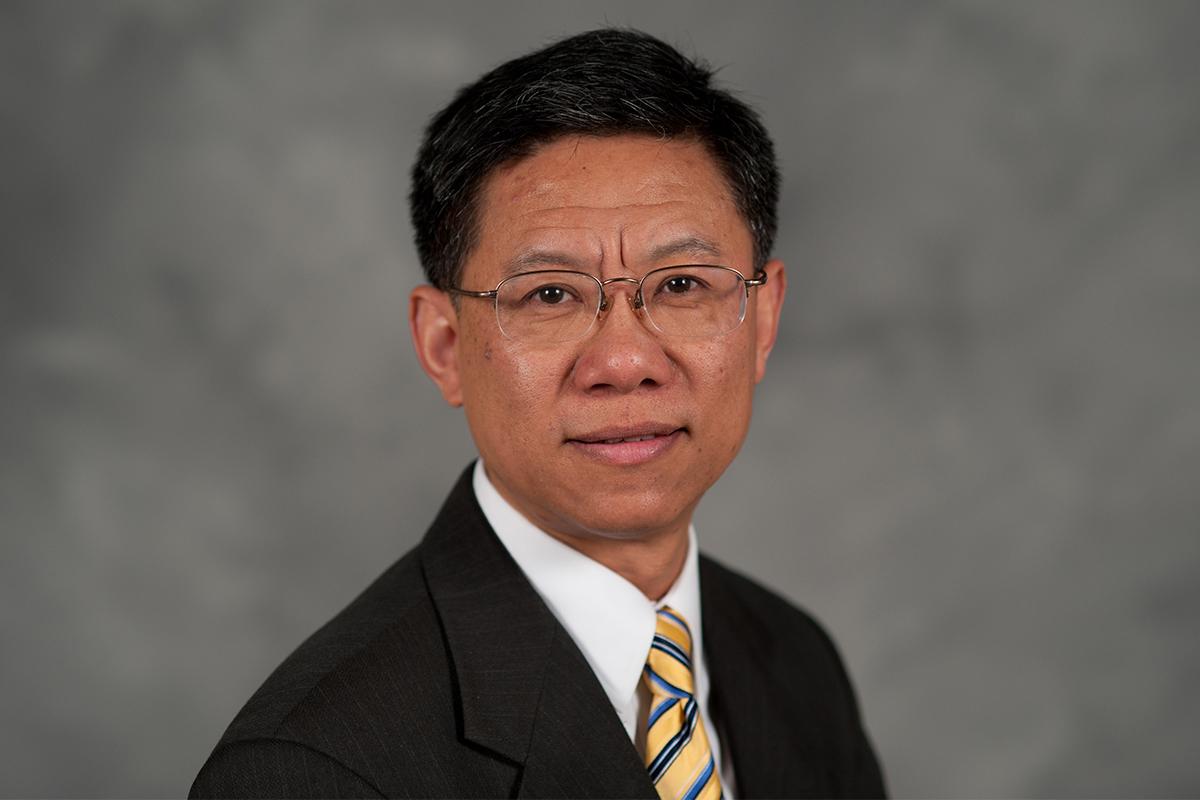 Chuck Zhang headshot