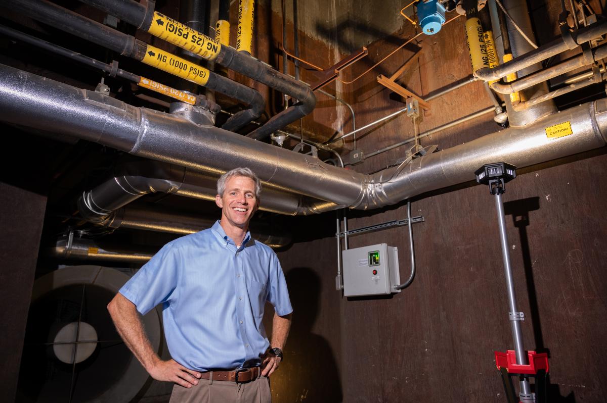 Tim Lieuwen in lab