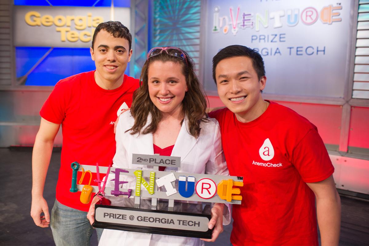 Erika Tyburski and her teammates at the 2013 Georgia Tech InVenture Prize