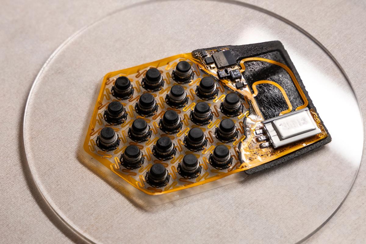 a device with haptic actuators on a disc