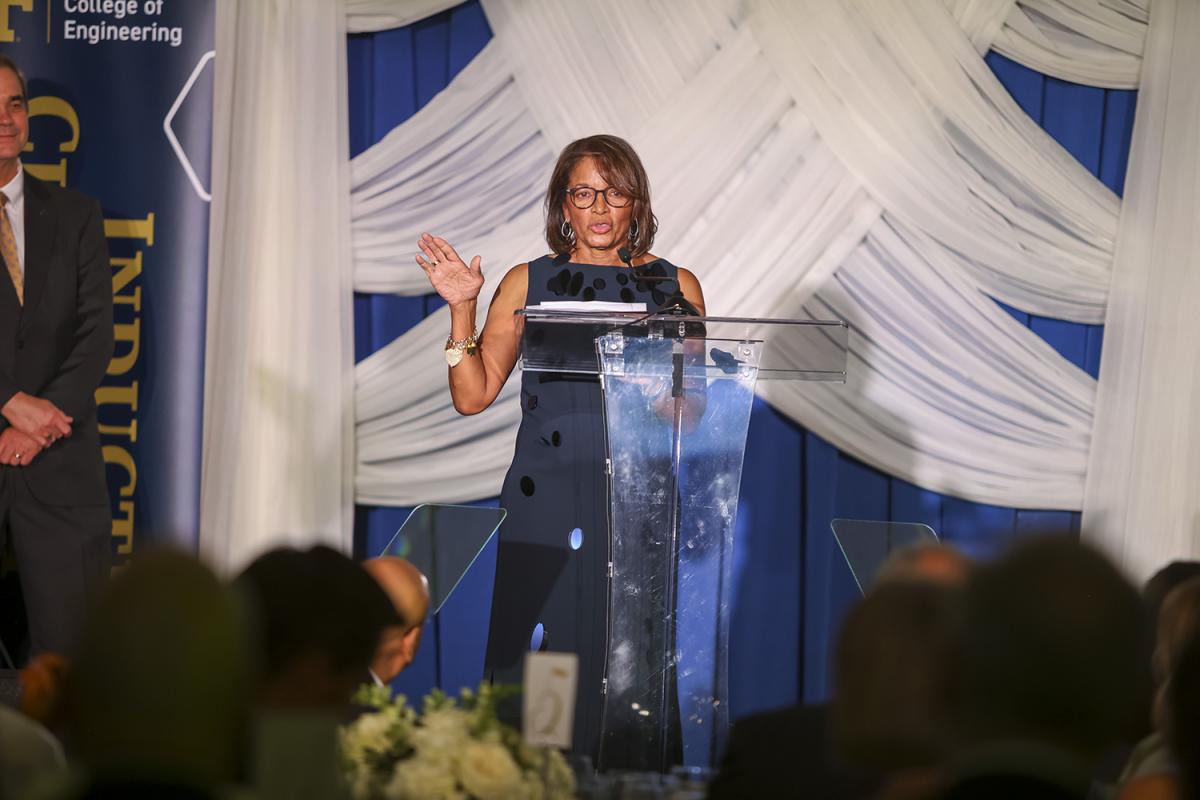 Jocelyn Stargel delivers remarks after her induction into the Engineering Hall of Fame.