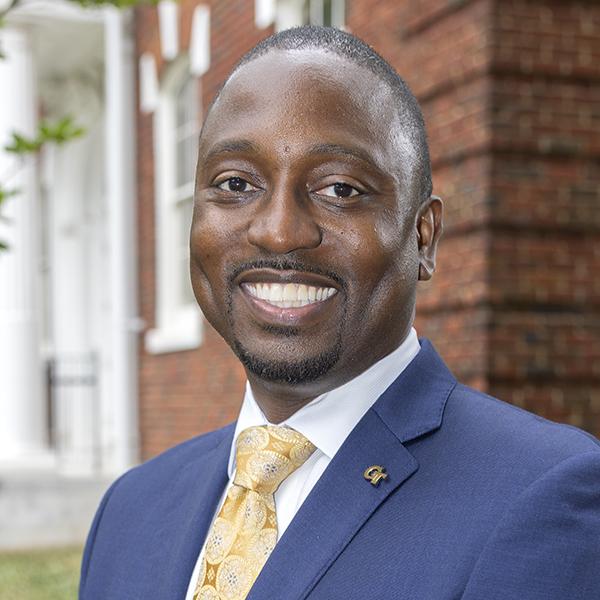 Damon P. Williams headshot