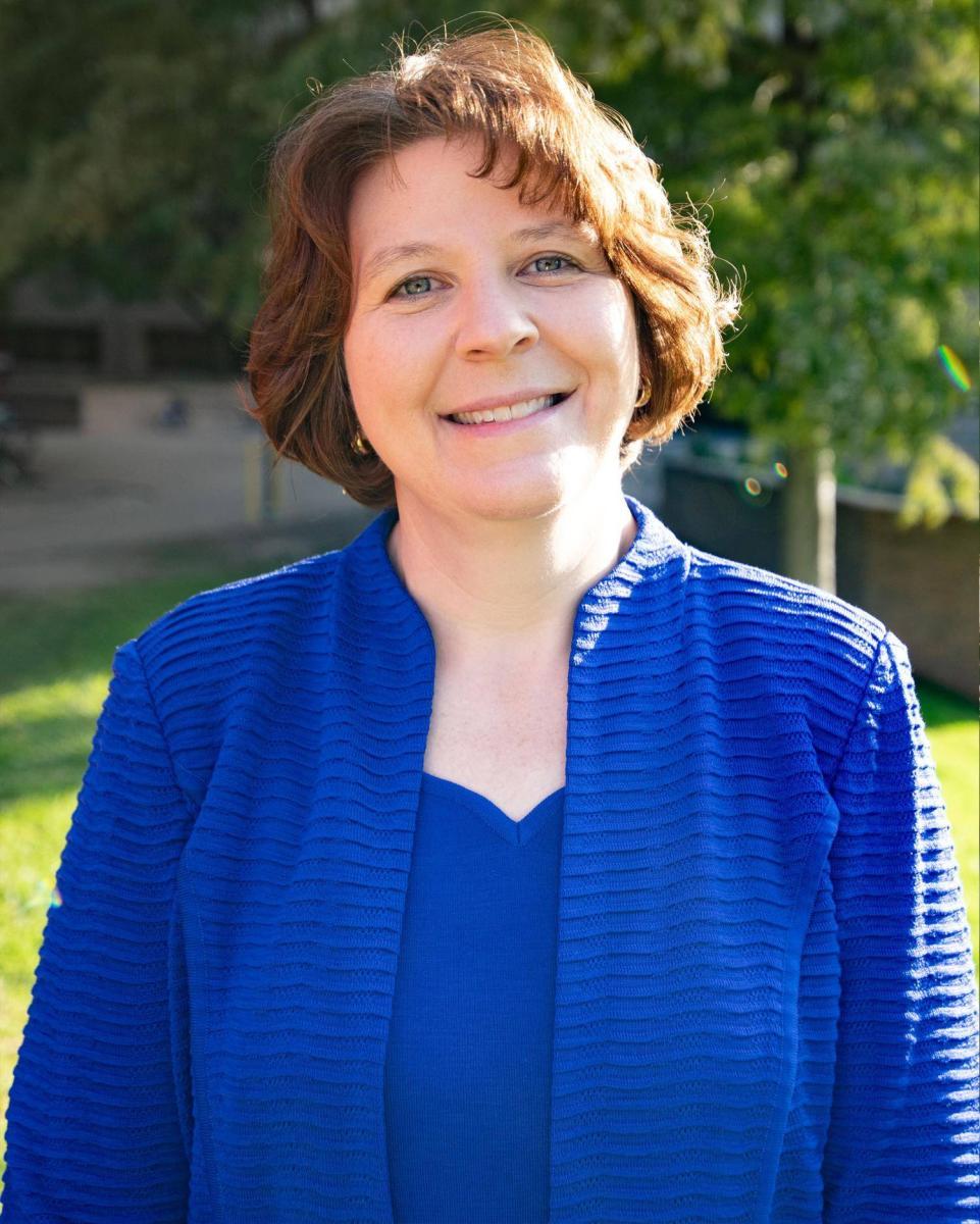 Carolyn Seepersad headshot