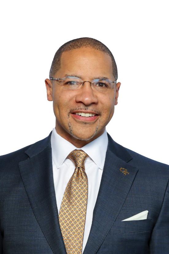 Mitchell Walker headshot