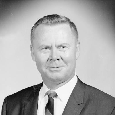 headshot of Arthur G. Hansen
