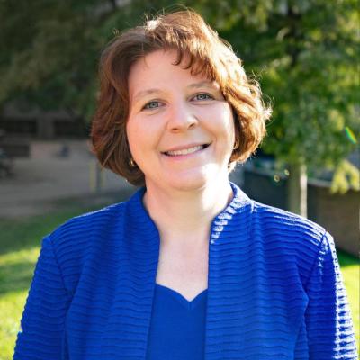 Carolyn Seepersad headshot