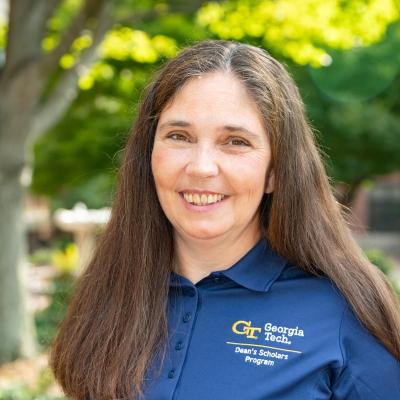 Kelly Griendling headshot